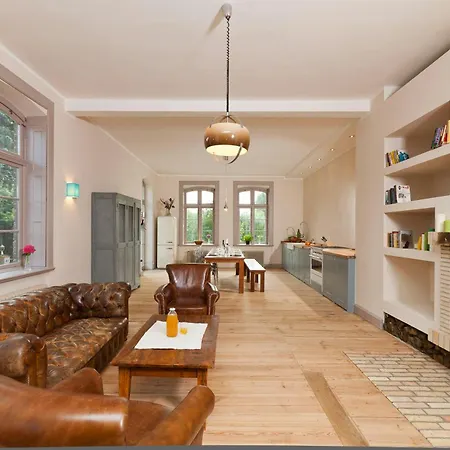 Spacious With Terrace And Garden View * Walow