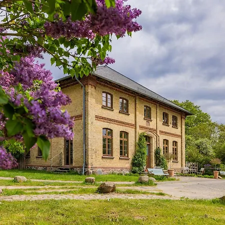 Spacious With Terrace And Garden View Holiday home